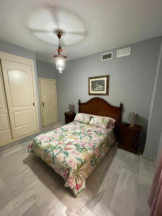 Apartamento En Triana. Seville Exterior photo