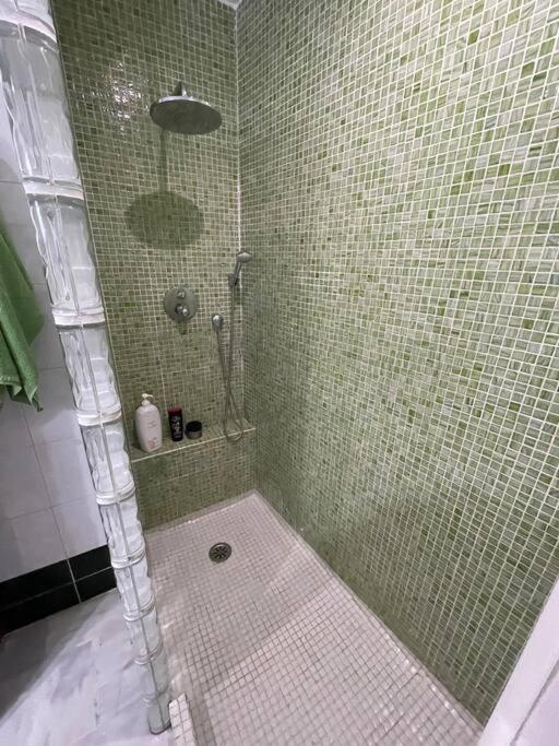 Apartamento En Triana. Seville Exterior photo